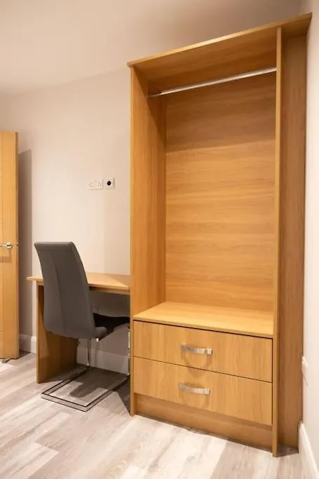 Newly Renovated 1 Bedroom Flat Close To Queens - 1 Belfast United Kingdom