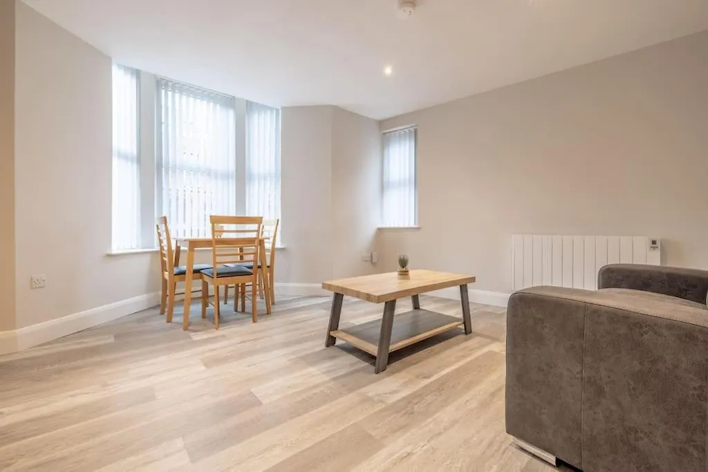 Apartment Newly Renovated 1 Bedroom Flat Close To Queens - 1 Belfast
